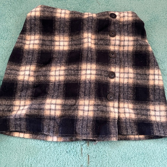 Wool Plaid Skirt Forever 21. Size Small - Picture 1 of 3